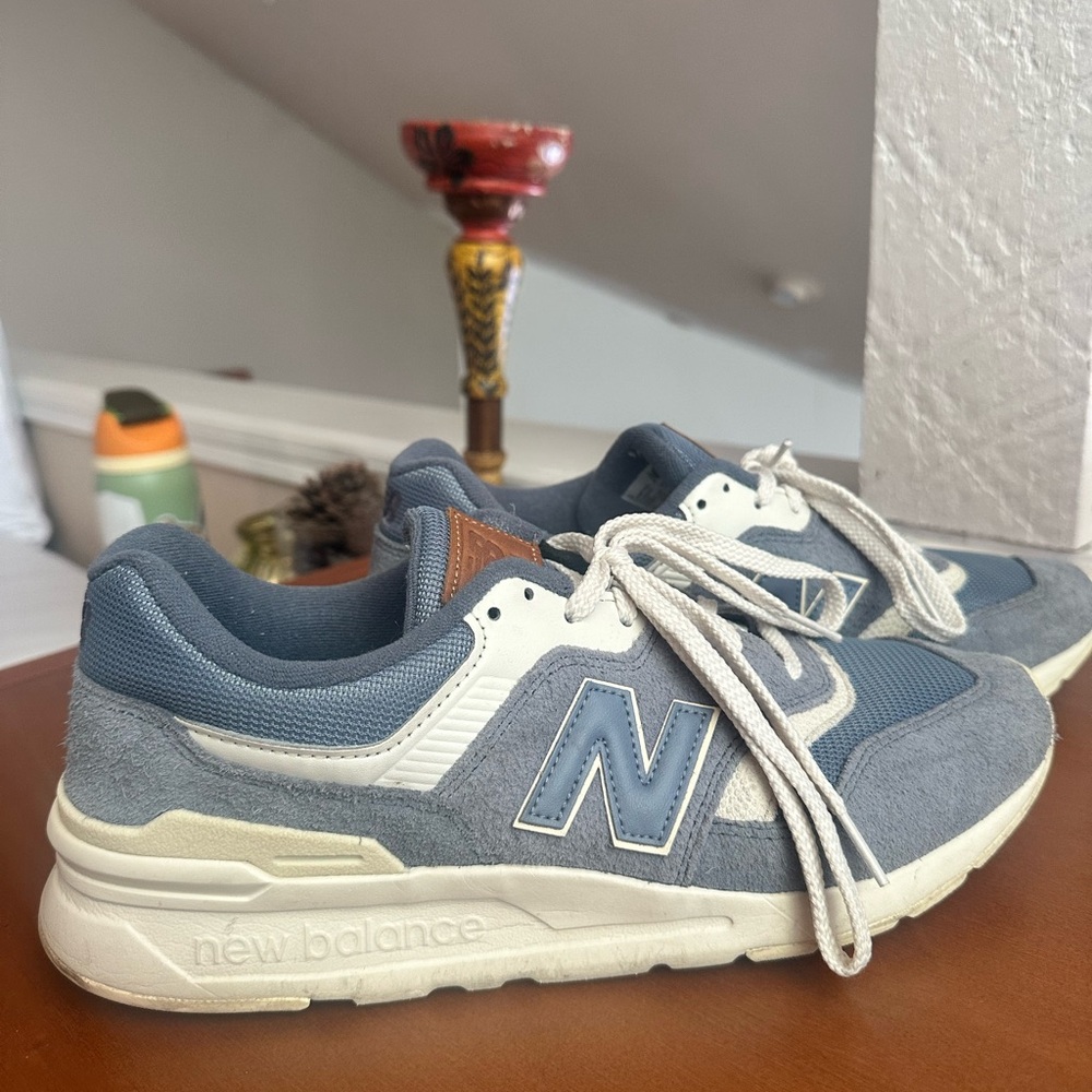 New Balance Sneakers